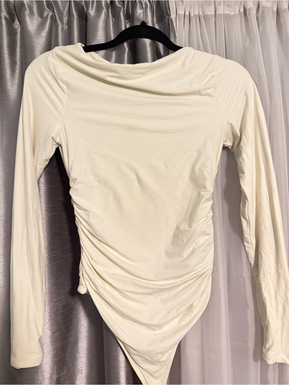Abercrombie and Fitch Cream Long-Sleeve Ruched Bodysuit